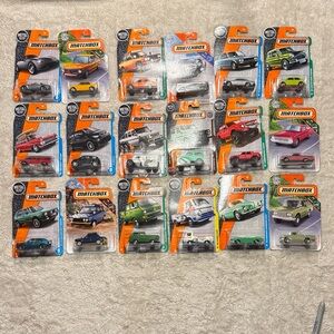 Matchbox cars, lot of 18, as shown